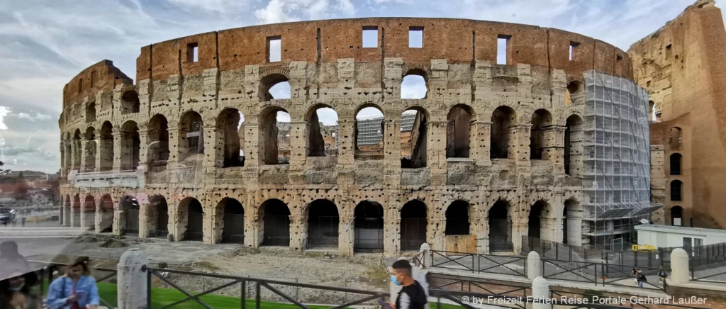 Reiseziele in Italien Wahrzeichen von Rom Kolosseum Attraktion in Europa